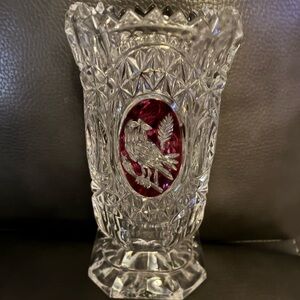 Vintage Hofbauer “The Byrdes Collection” 24% Lead Crystal 6” Tall Bird Vase